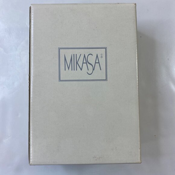 Mikasa Crystal Petals Taper Candle Holders Box Base - Picture 10 of 13